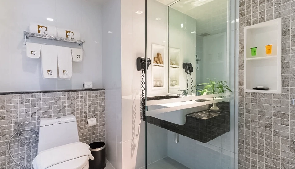 هتل کلاور پاتونگ پوکت